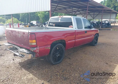 2000 Chevrolet Silverado 1500 Ls z USA, uszkodzony, nr VIN 1GCEC19T0YZ156854